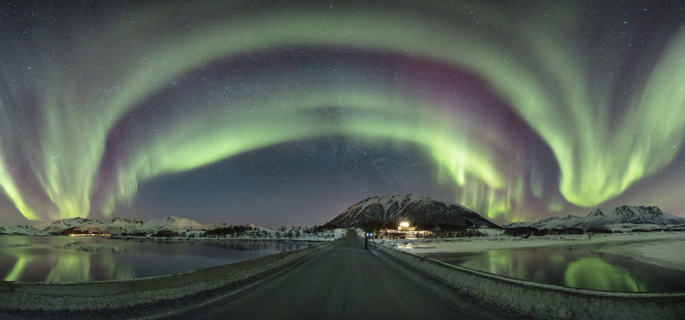 Night Snowmobile Tours in Swedish Lapland